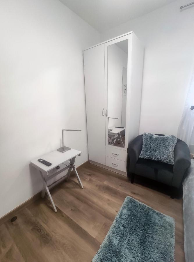 Bed and Breakfast Wellspring Радом Экстерьер фото